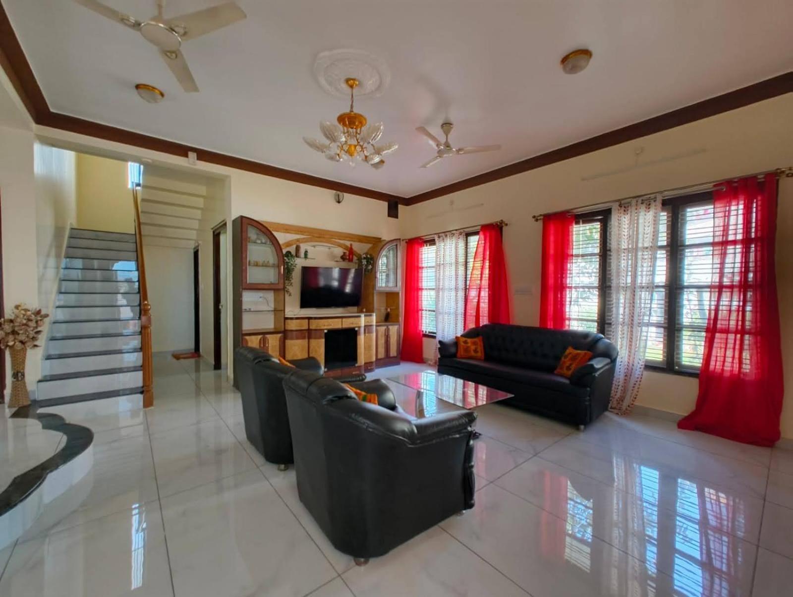 Yelahanka 30 Mins From Airport *